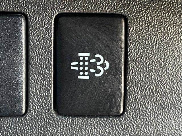 TOYOTA HIACE VAN 4WD 2021 Image 31