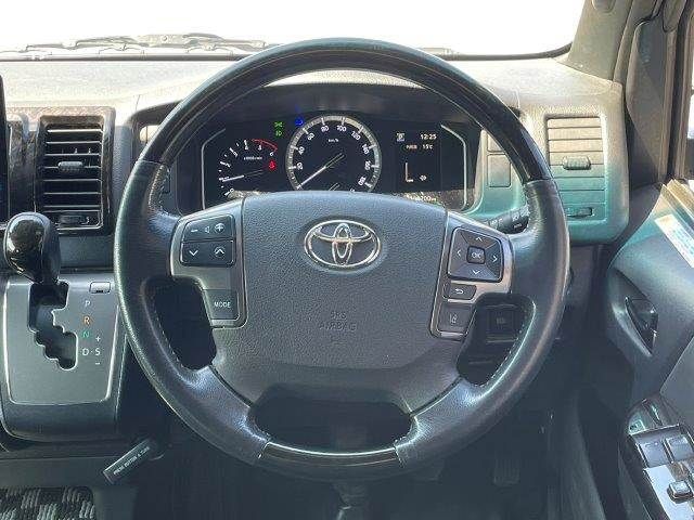 TOYOTA HIACE VAN 4WD 2021 Image 31