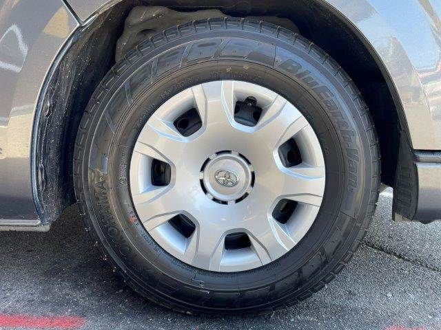 TOYOTA HIACE VAN 4WD 2021 Image 31