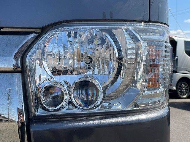 TOYOTA HIACE VAN 4WD 2021 Image 31