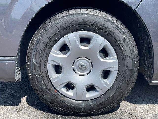 TOYOTA HIACE VAN 4WD 2021 Image 31