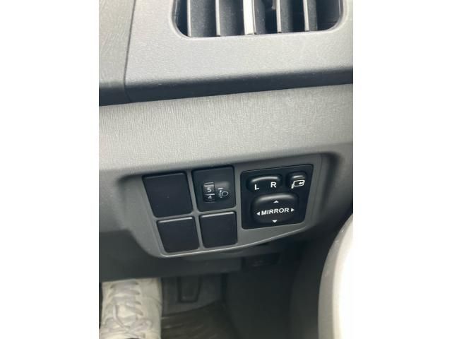 TOYOTA PRIUS 2009 Image 31