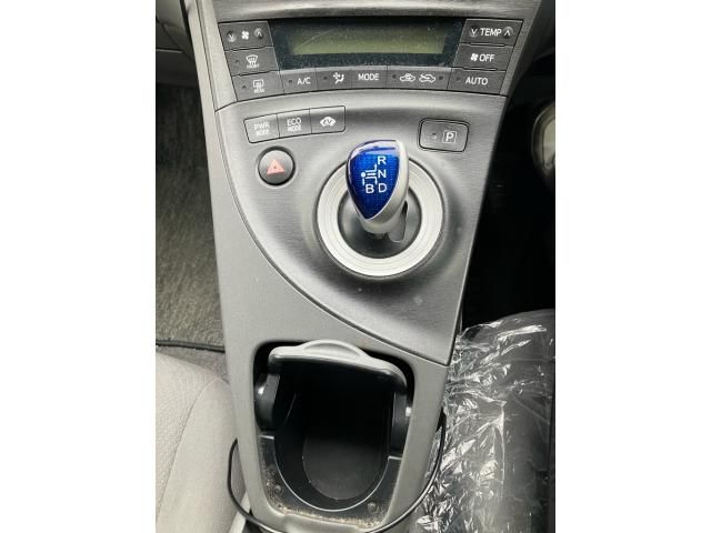 TOYOTA PRIUS 2009 Image 31