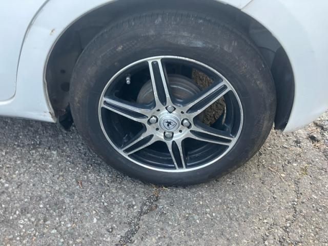 TOYOTA VITZ 2012 Image 31