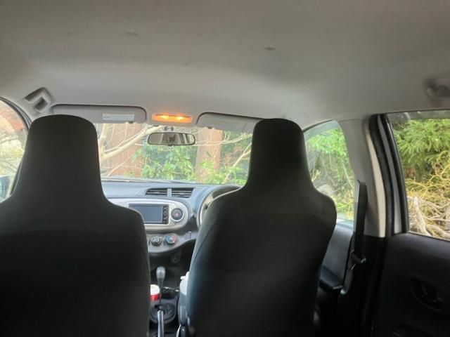 TOYOTA VITZ 2012 Image 31