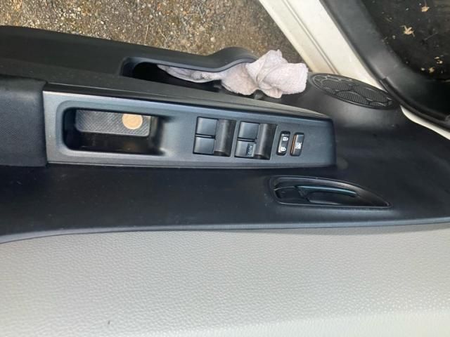 TOYOTA VITZ 2012 Image 31