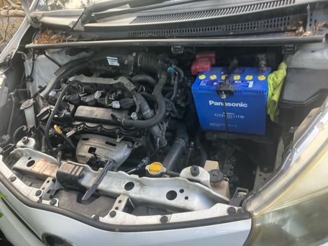 TOYOTA VITZ 2012 Image 31