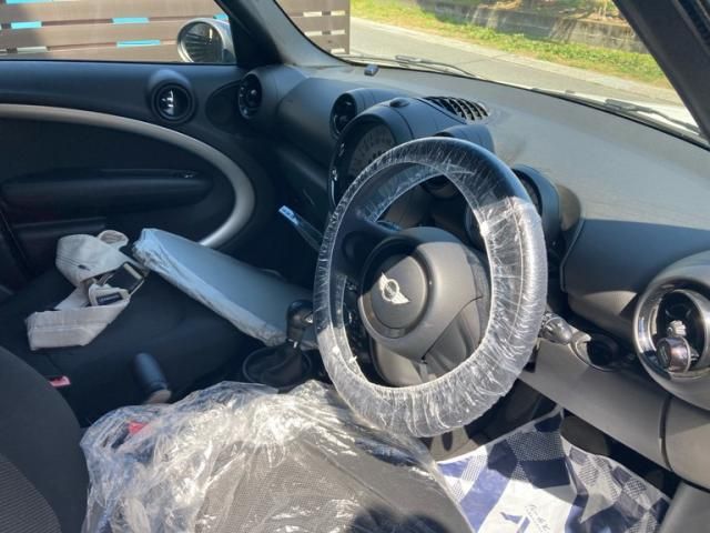 BMW MINI COOPER CROS 2013 Image 31