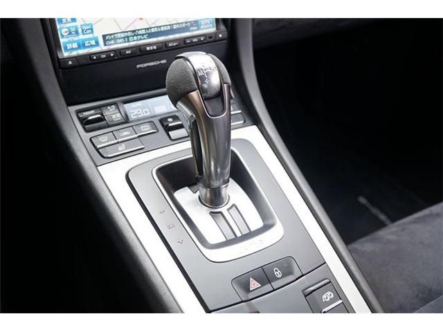 PORSCHE 911 2014 Image 31