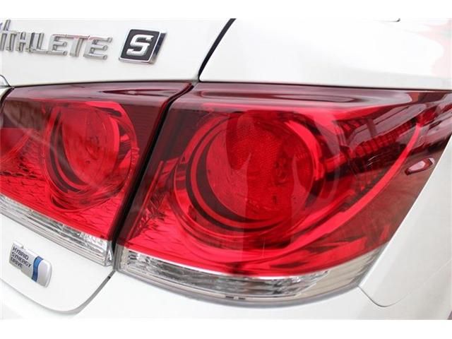 TOYOTA CROWN SEDAN HYBRID 2015 Image 31