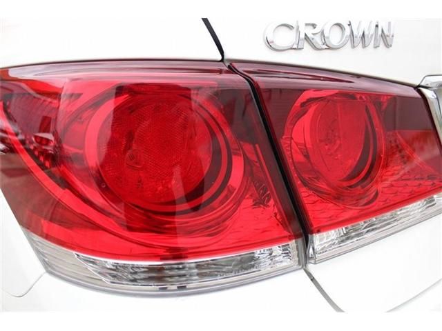 TOYOTA CROWN SEDAN HYBRID 2015 Image 31