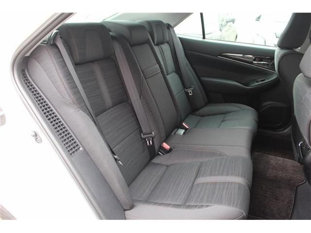 TOYOTA CROWN SEDAN HYBRID 2015 Image 31