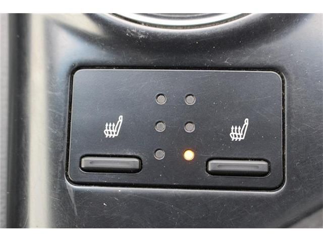 TOYOTA CAMRY HYBRID 2018 Image 31