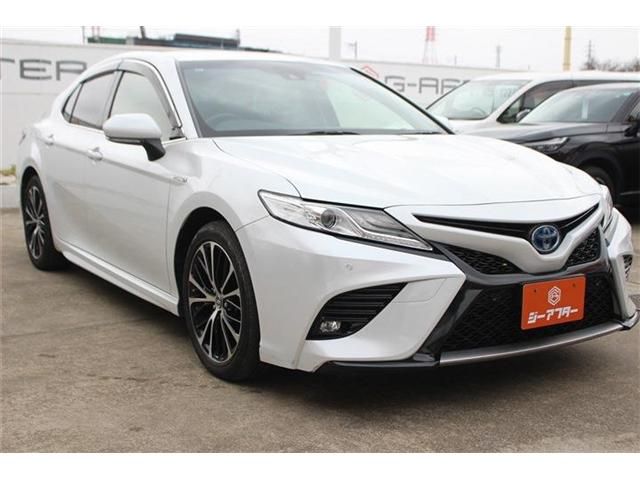 TOYOTA CAMRY HYBRID 2018 Image 31