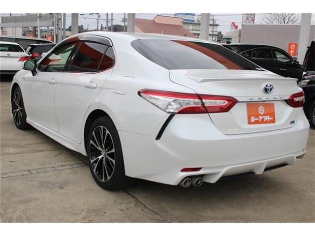 TOYOTA CAMRY HYBRID 2018 Image 31