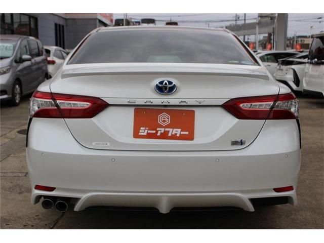 TOYOTA CAMRY HYBRID 2018 Image 31