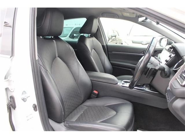 TOYOTA CAMRY HYBRID 2018 Image 31