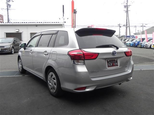 TOYOTA COROLLA FIELDER HYBR 2017 Image 31