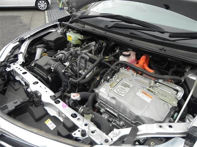 TOYOTA COROLLA FIELDER HYBR 2017 Image 31