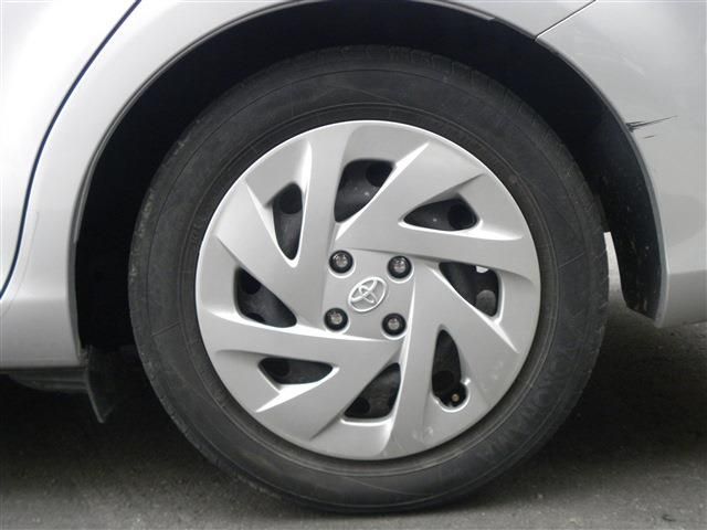 TOYOTA COROLLA FIELDER HYBR 2017 Image 31