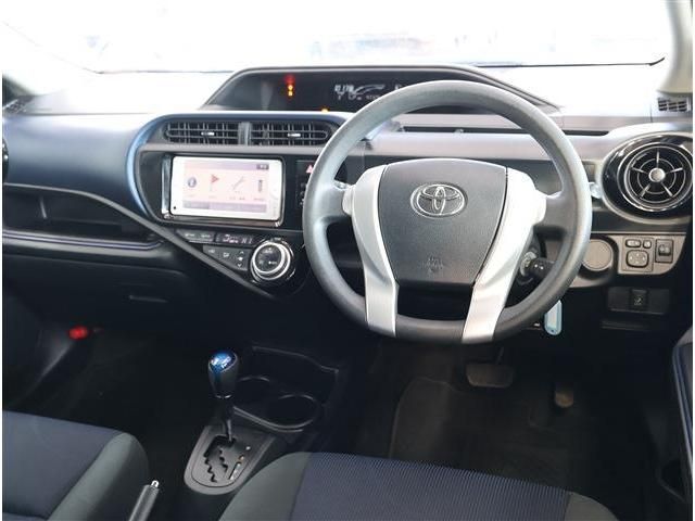 TOYOTA AQUA 2015 Image 31