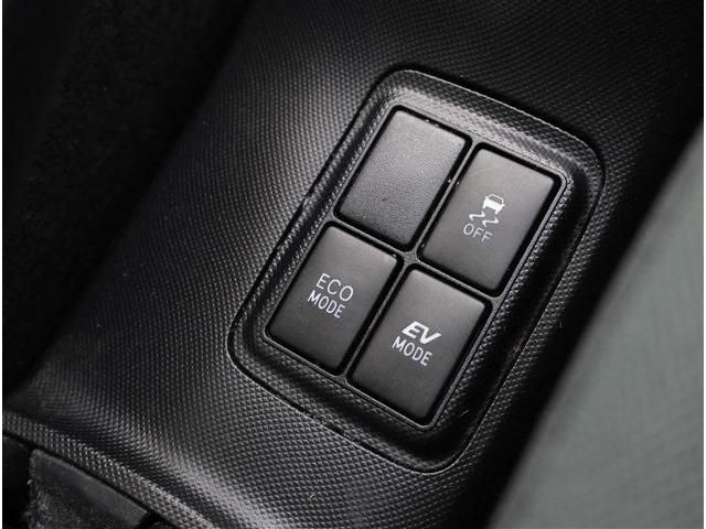 TOYOTA AQUA 2015 Image 31