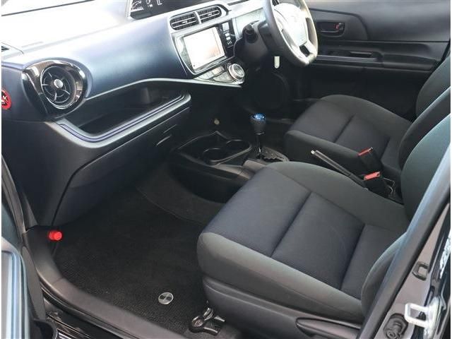 TOYOTA AQUA 2015 Image 31