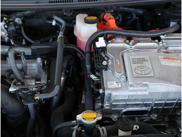 TOYOTA AQUA 2015 Image 31