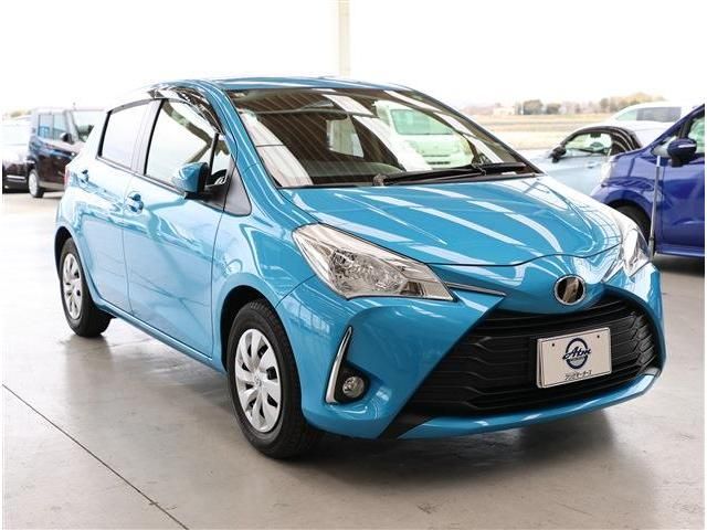 TOYOTA VITZ 2017 Image 31