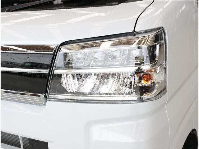 DAIHATSU ATRAI VAN 2024 Image 31