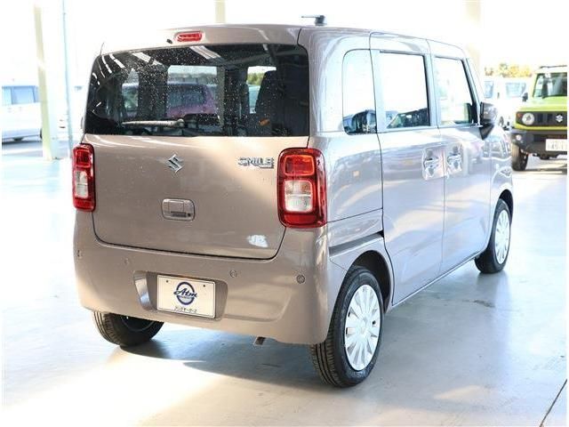 SUZUKI WAGON R SMILE 2025 Image 31