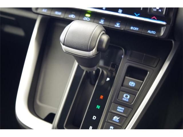 TOYOTA NOAH HYBRID 2026 Image 31