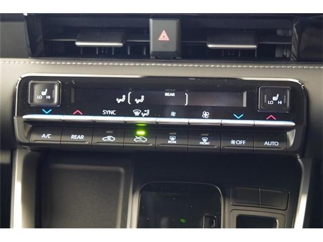 TOYOTA NOAH HYBRID 2026 Image 31