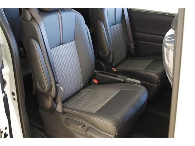 TOYOTA NOAH HYBRID 2026 Image 31