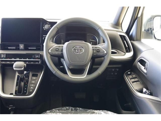 TOYOTA NOAH HYBRID 2026 Image 31