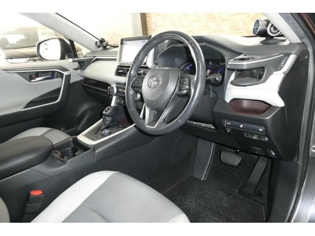 TOYOTA RAV4 HYBRID 4WD 2020 Image 31
