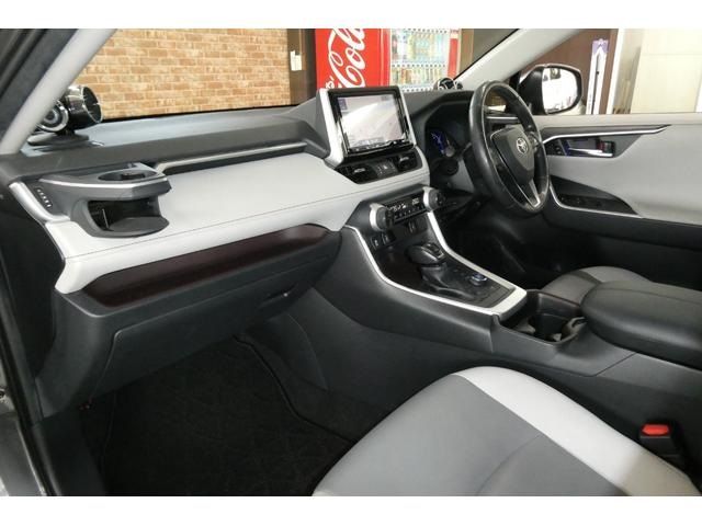 TOYOTA RAV4 HYBRID 4WD 2020 Image 31