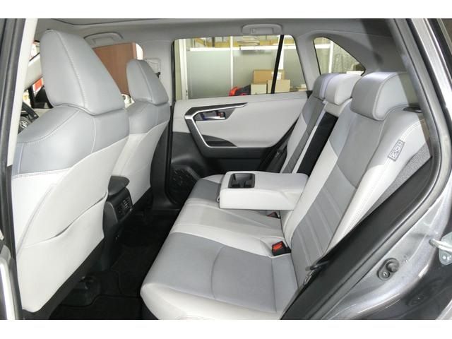 TOYOTA RAV4 HYBRID 4WD 2020 Image 31