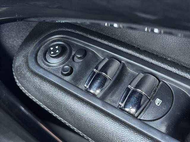 BMW MINI COOPER SD C 2015 Image 31