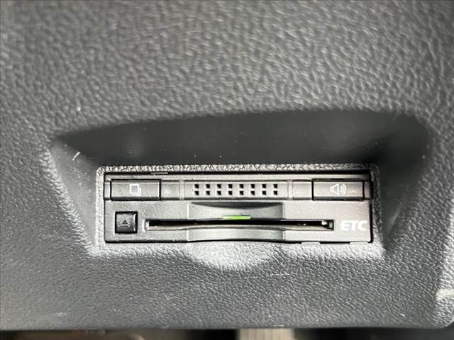 TOYOTA PRIUS 2016 Image 31