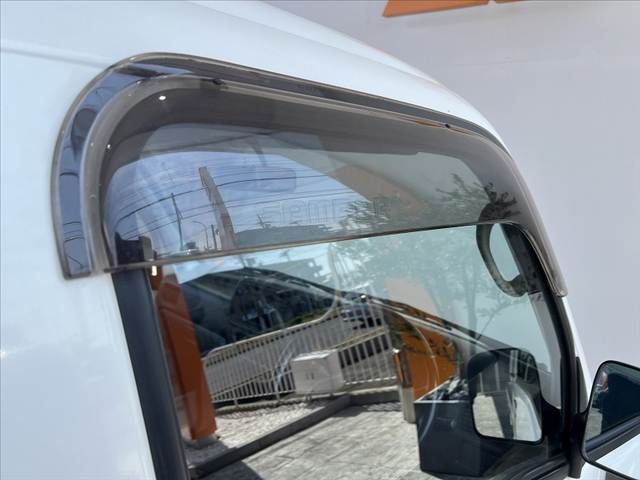 SUBARU SAMBAR TRUCK 4WD 2003 Image 31