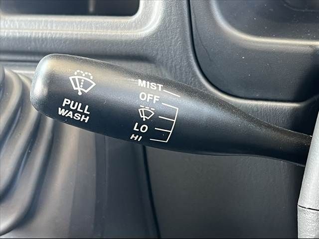 SUBARU SAMBAR TRUCK 4WD 2003 Image 31