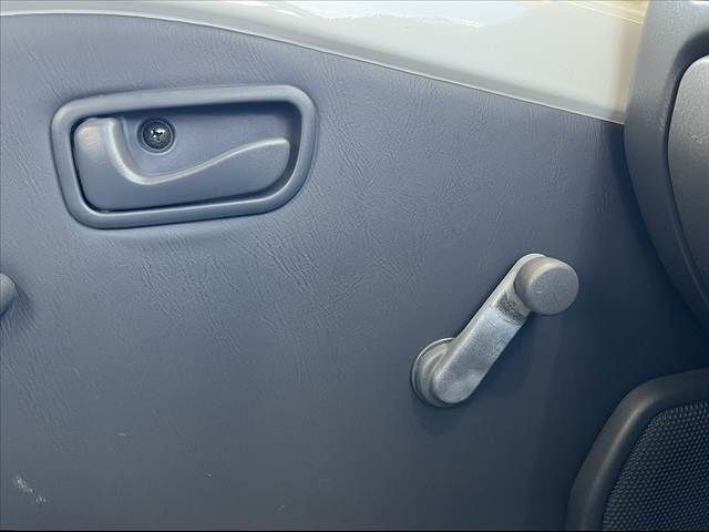 SUBARU SAMBAR TRUCK 4WD 2003 Image 31