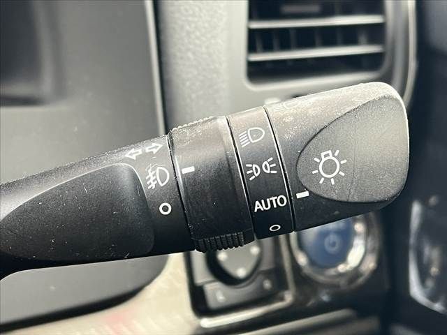 TOYOTA CROWN SEDAN HYBRID 2015 Image 31