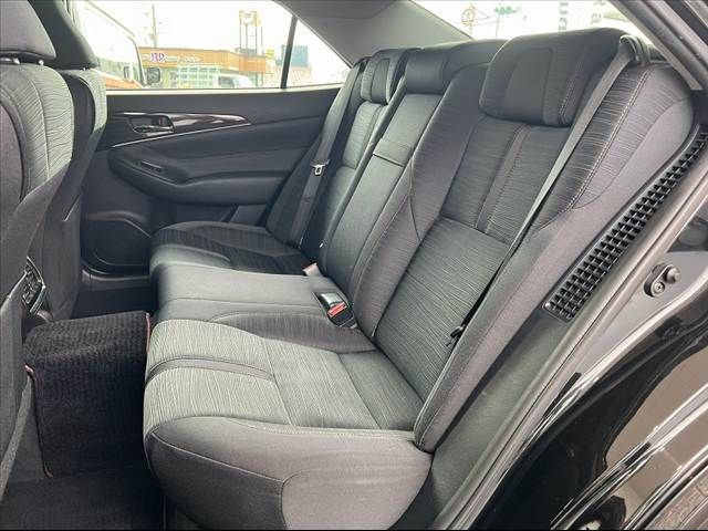 TOYOTA CROWN SEDAN HYBRID 2015 Image 31