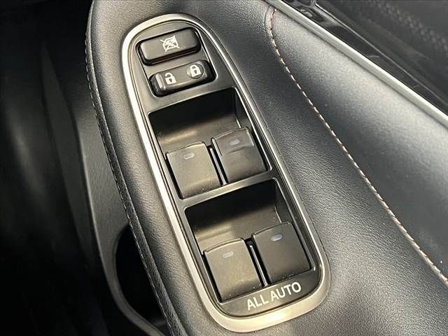 TOYOTA CROWN SEDAN HYBRID 2015 Image 31