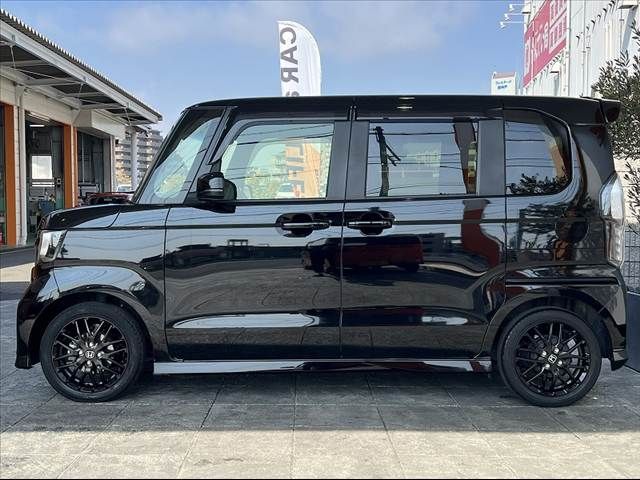 HONDA N BOX CUSTOM 2021 Image 31