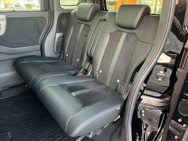 HONDA N BOX CUSTOM 2021 Image 31