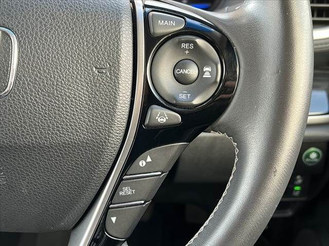 HONDA ODYSSEY HYBRID 2017 Image 31