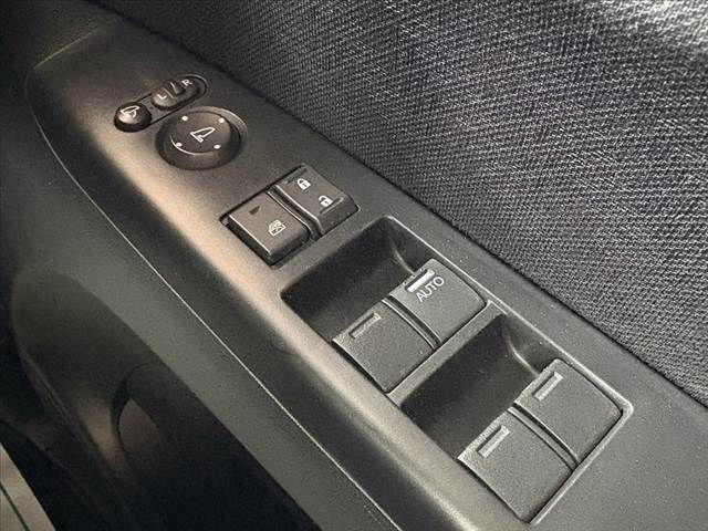 HONDA N BOX CUSTOM 2013 Image 31